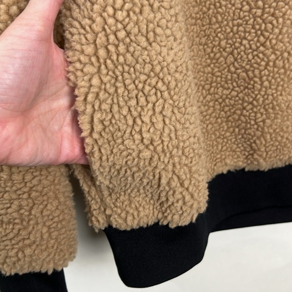 Carhartt Boxy Tan and Black Sweatshirt Relaxed Fit - Picture 6 of 8